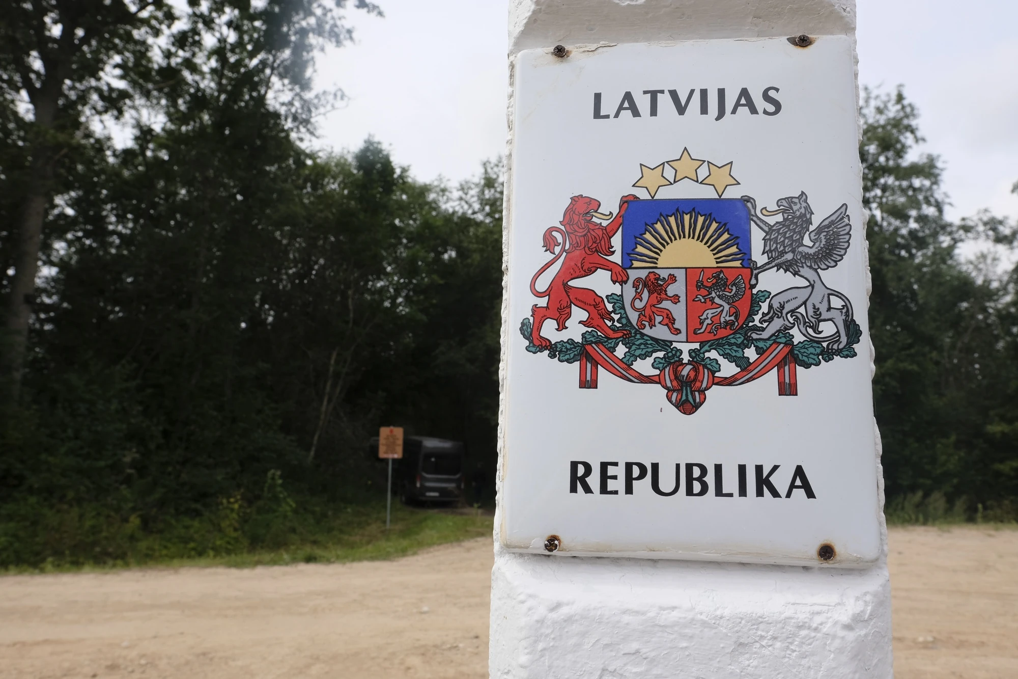 Кабмін Латвії затвердив заборону імпорту з РФ та Білорусі: що ухвалено
